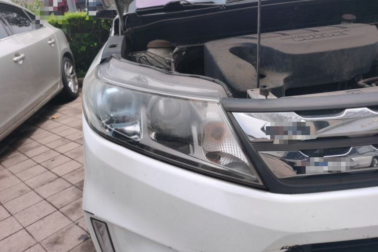 Used Suzuki Vitara 2016 1.4T Automatic 4x4 Flagship Model Right Front Headlight