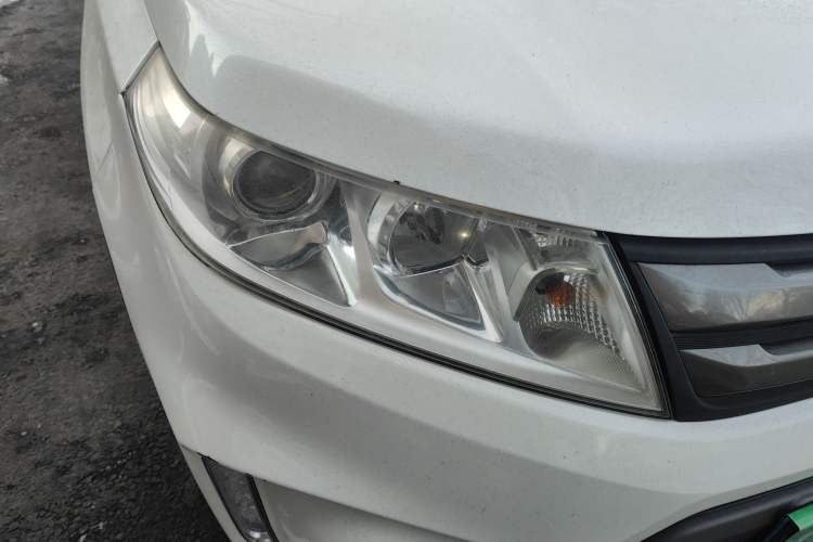 Used Suzuki Vitara 2016 1.4T Automatic All-Wheel Drive Leading Version Right Front Headlight