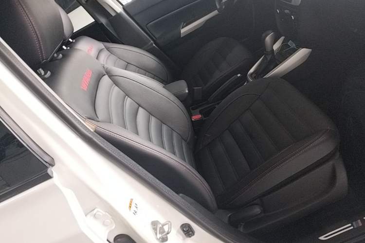 Used Suzuki Vitara 2016 1.4T Automatic 4x4 Flagship Model Right Front Seat