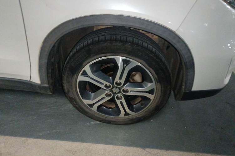 Used Suzuki Vitara 2016 1.4T Automatic 4x4 Flagship Model Right Front Wheel Hub