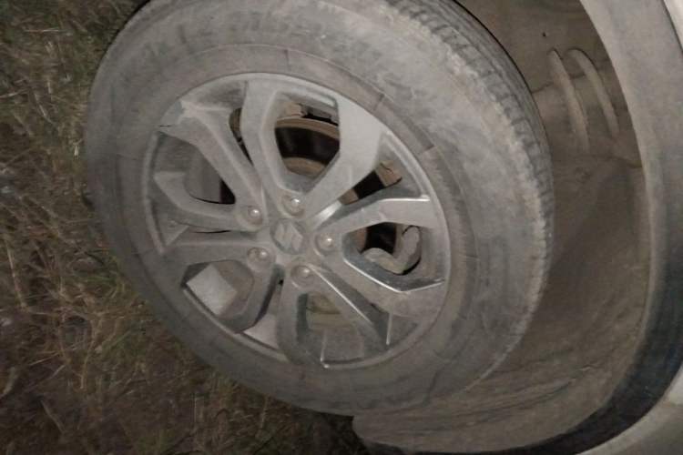 Used Suzuki Vitara 2016 1.6L Manual Two-Wheel Drive Entry-Level Trim Right Front Wheel Hub