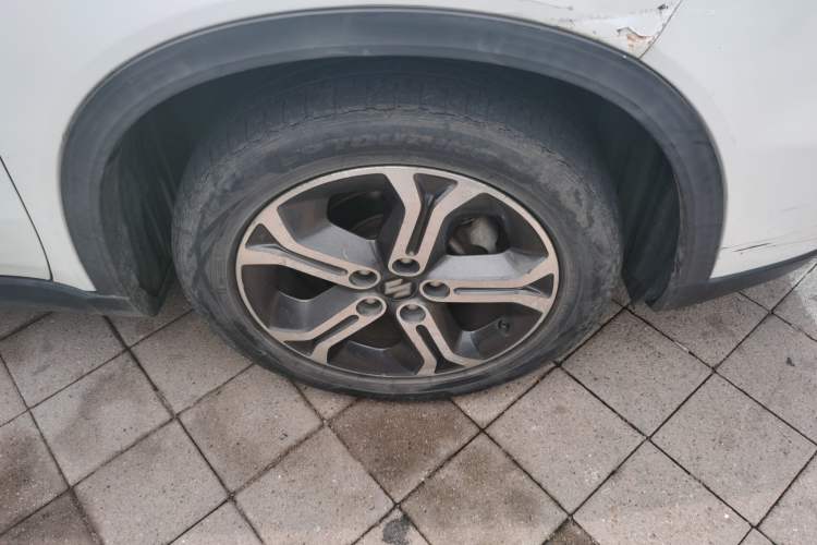 Used Suzuki Vitara 2016 1.4T Automatic 4x4 Flagship Model Right Front Wheel Hub