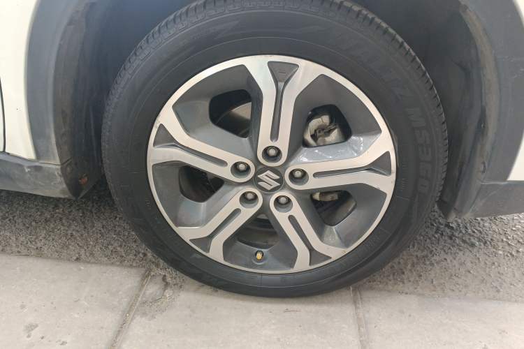 Used Suzuki Vitara 2016 1.4T Automatic 4x4 Flagship Model Right Front Wheel Hub