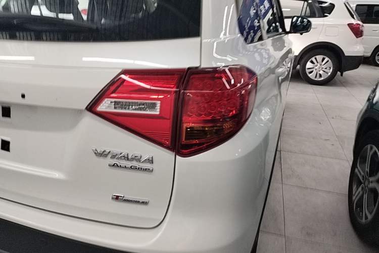 Used Suzuki Vitara 2016 1.4T Automatic 4x4 Flagship Model Right Rear Taillight