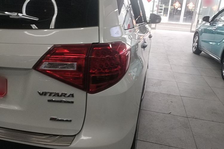 Used Suzuki Vitara 2016 1.4T Automatic 4x4 Flagship Model Right Rear Taillight