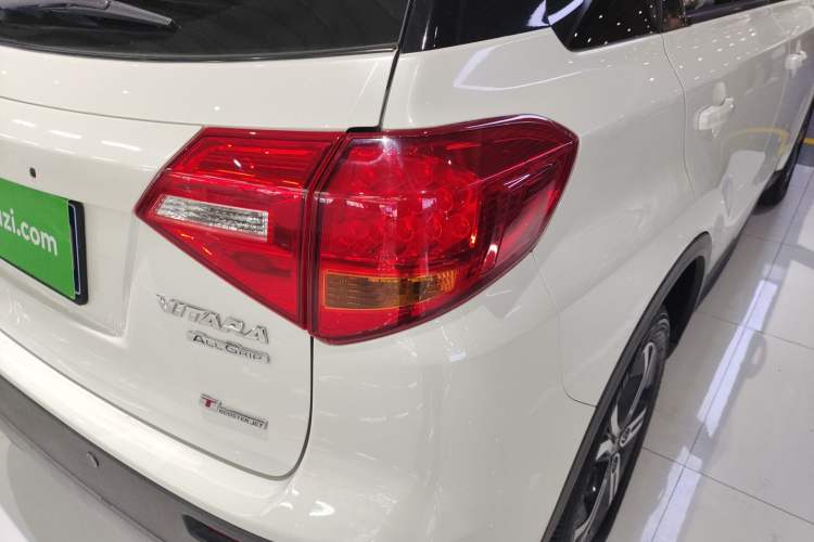 Used Suzuki Vitara 2016 1.4T Automatic 4x4 Flagship Model Right Rear Taillight