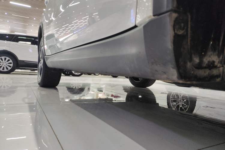 Used Suzuki Vitara 2016 1.4T Automatic 4x4 Flagship Model Right Side Sill