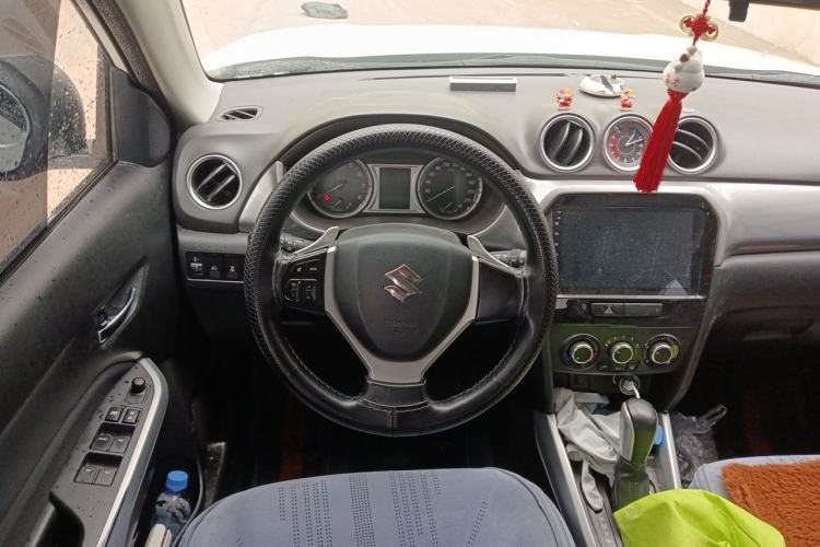 Used Suzuki Vitara 2016 1.4T Automatic Two-Wheel Drive Elite Model Steering Wheel