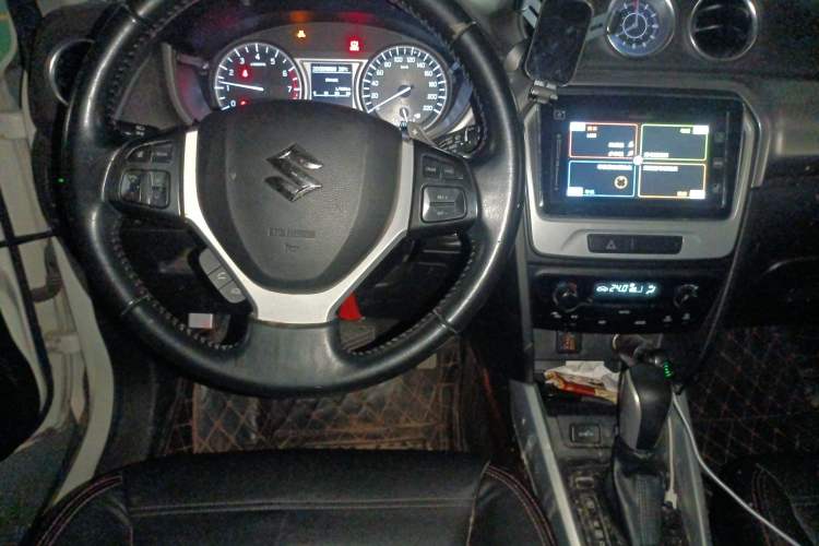Used Suzuki Vitara 2016 1.4T Automatic 4x4 Flagship Model Steering Wheel