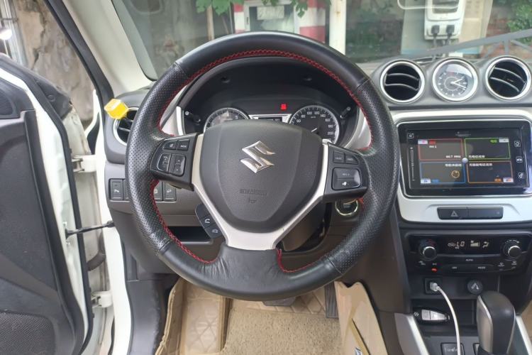 Used Suzuki Vitara 2016 1.4T Automatic 4x4 Flagship Model Steering Wheel