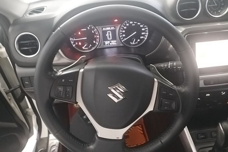 Used Suzuki Vitara 2016 1.4T Automatic 4x4 Flagship Model Steering Wheel