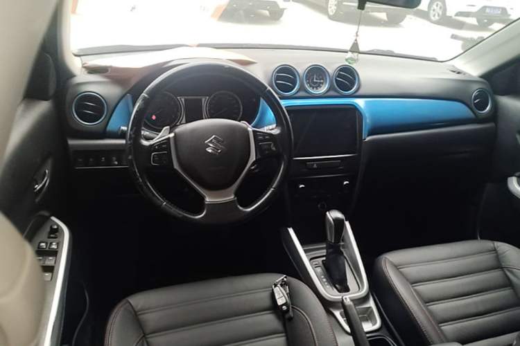 Used Suzuki Vitara 2016 1.4T Automatic Two-Wheel Drive Luxury Version Steering Wheel