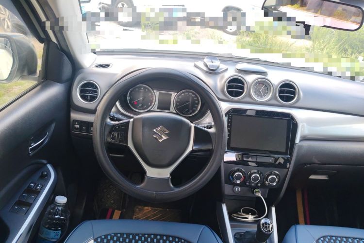 Used Suzuki Vitara 2016 1.6L Manual Two-Wheel Drive Entry-Level Trim Steering Wheel