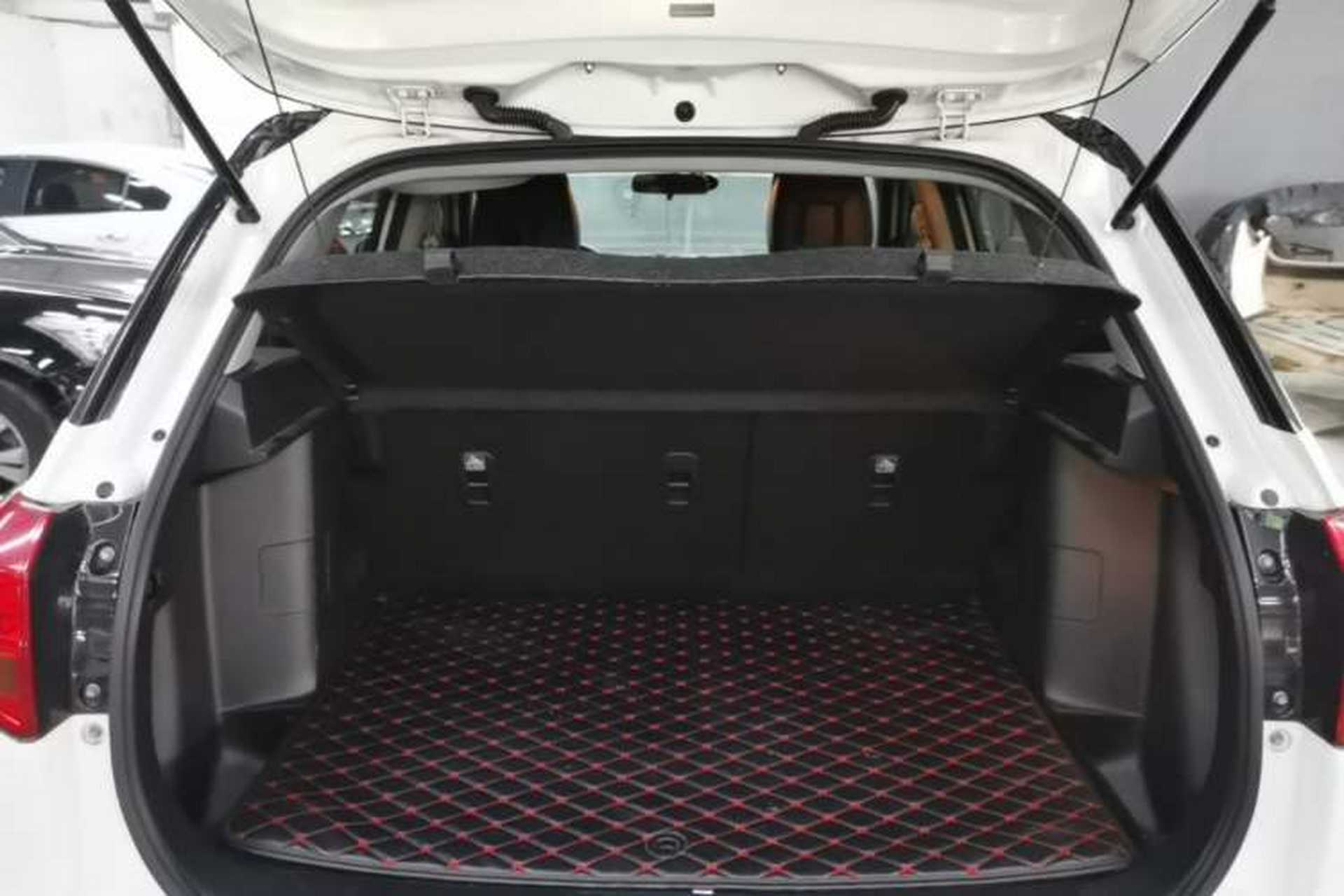Used Suzuki Vitara 2016 1.4T Automatic Two-Wheel Drive Luxury Version Trunk