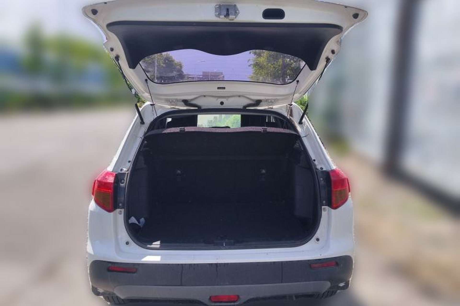 Used Suzuki Vitara 2016 1.6L Manual Two-Wheel Drive Entry-Level Trim Trunk