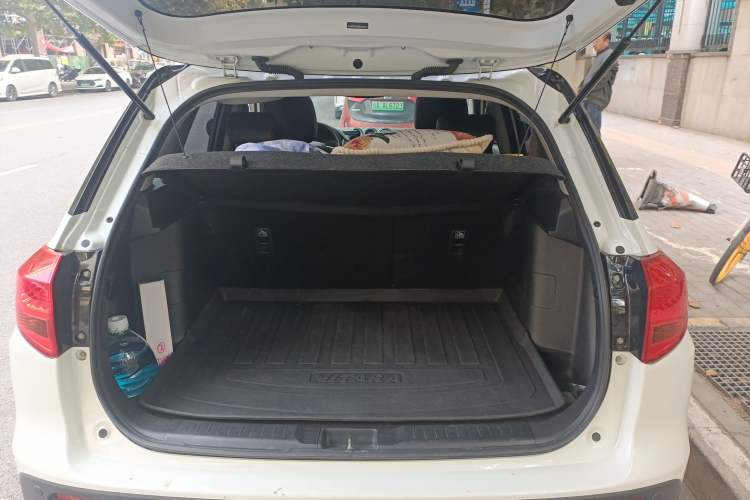 Used Suzuki Vitara 2016 1.4T Automatic 4x4 Flagship Model Trunk