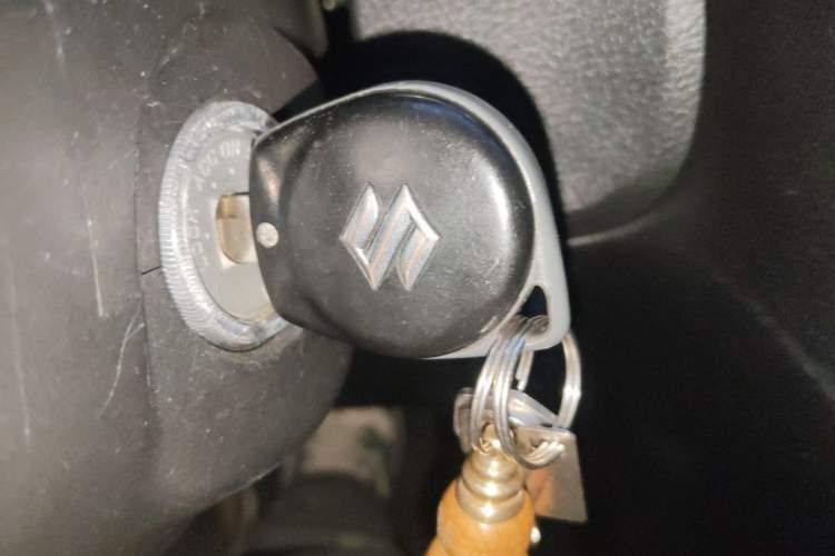 Used Suzuki Vitara 2016 1.6L Manual Two-Wheel Drive Entry-Level Trim Vehicle Key