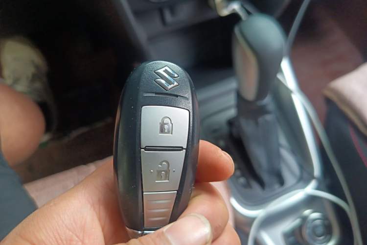 Used Suzuki Vitara 2016 1.4T Automatic All-Wheel-Drive Elite Model Vehicle Key