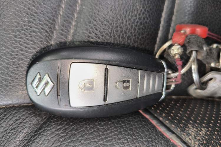 Used Suzuki Vitara 2016 1.4T Automatic Two-Wheel Drive Luxury Version Vehicle Key