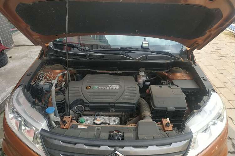 Used Suzuki Vitara 2016 1.6L Manual Two-Wheel Drive Entry-Level Trim Engine Bay