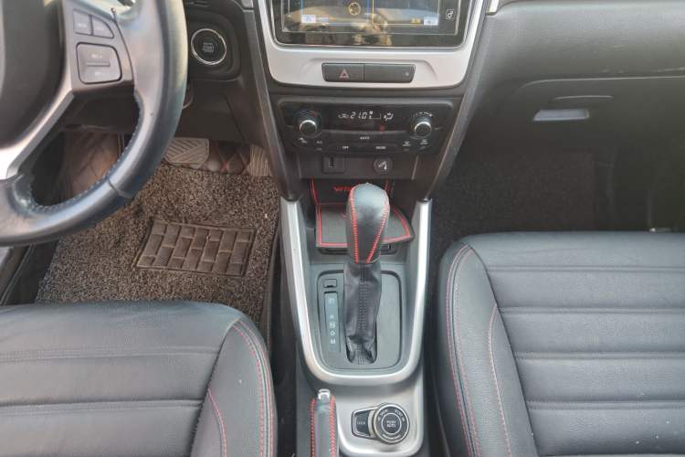 Used Suzuki Vitara 2016 1.4T Automatic 4x4 Flagship Model Gear Lever