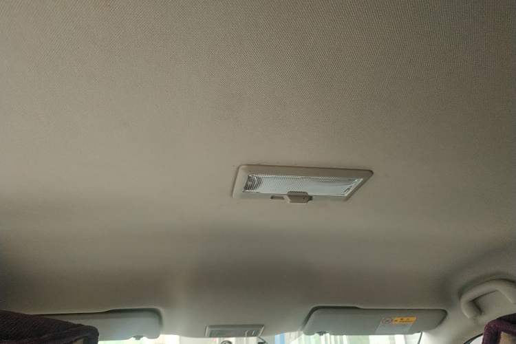 Used Suzuki Vitara 2016 1.6L Manual Two-Wheel Drive Entry-Level Trim Headliner