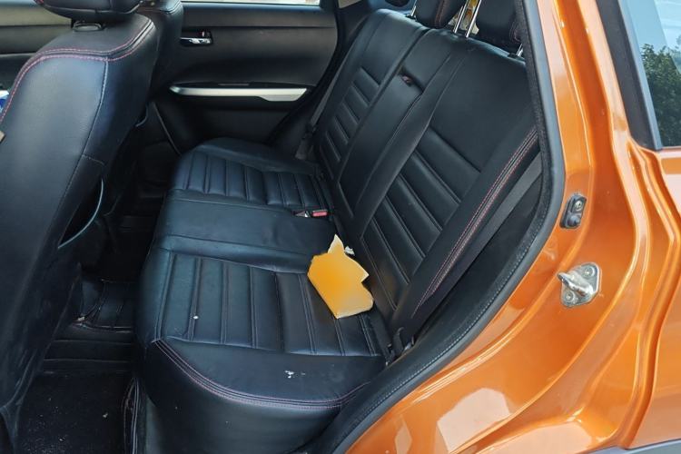 Used Suzuki Vitara 2016 1.4T Automatic Two-Wheel Drive Luxury Version Interior 4