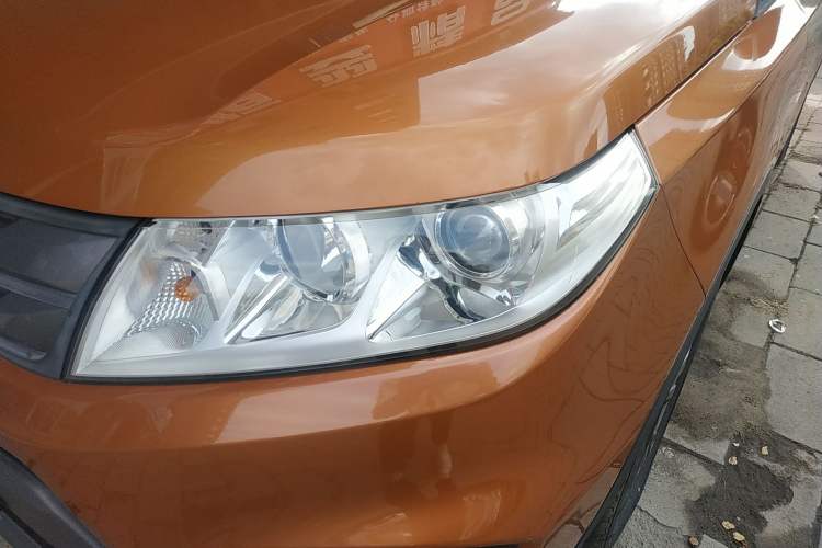 Used Suzuki Vitara 2016 1.6L Manual Two-Wheel Drive Entry-Level Trim Left Front Headlight