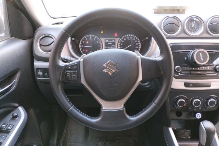 Used Suzuki Vitara 2016 1.4T Automatic Two-Wheel Drive Elite Model Steering Wheel