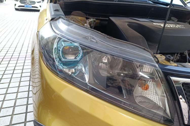 Used Suzuki Vitara 2018 1.4T Automatic Two-Wheel Drive Starry Edition Right Front Headlight