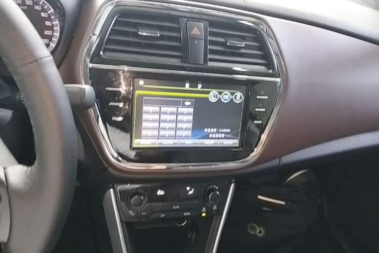 Used Suzuki Vitara S-Cross 2017 1.6L Manual Two-Wheel Drive Urban Ambition Model Audio And AC Panel