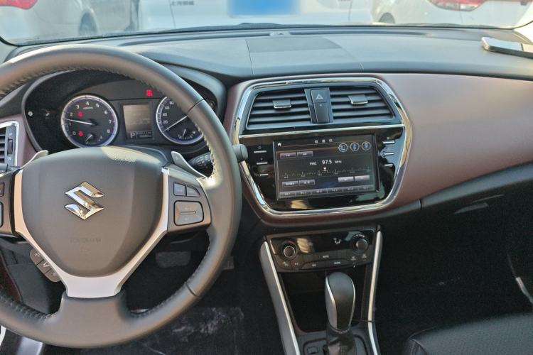 Used Suzuki Vitara S-Cross 2017 1.6L CVT Two-Wheel Drive Urban Advanced Model Center Console