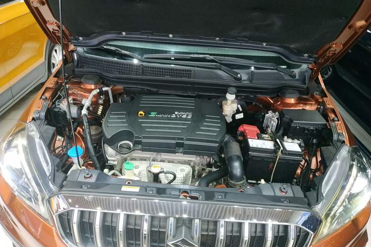 Used Suzuki Vitara S-Cross 2017 1.6L CVT Two-Wheel Drive Urban Advanced Model Engine Bay