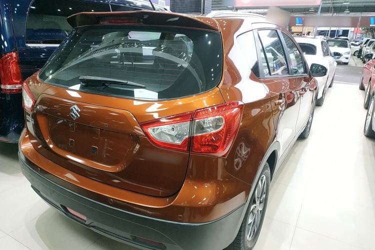 Used Suzuki Vitara S-Cross 2017 1.6L CVT Two-Wheel Drive Urban Advanced Model Exterior 5