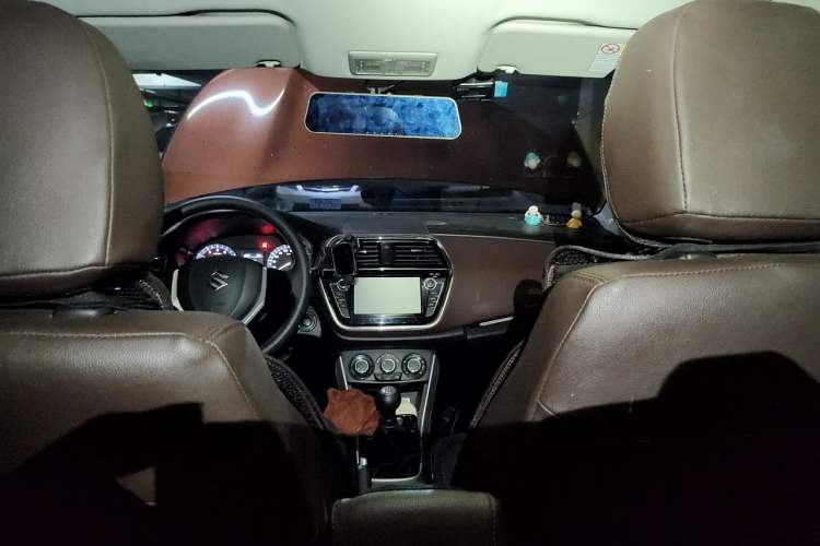 Used Suzuki Vitara S-Cross 2017 1.6L Manual Two-Wheel Drive Urban Fashion Model Headliner