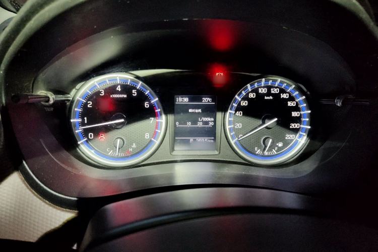 Used Suzuki Vitara S-Cross 2017 1.6L Manual Two-Wheel Drive Urban Fashion Model Instrument Cluster