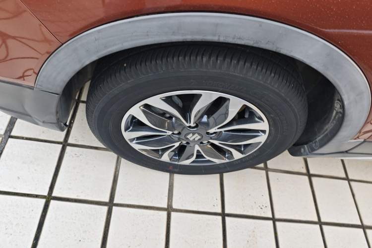 Used Suzuki Vitara S-Cross 2017 1.6L CVT Two-Wheel Drive Urban Advanced Model Left Front Wheel Hub
