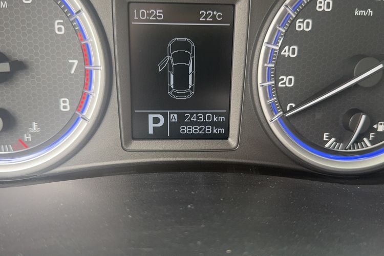 Used Suzuki Vitara S-Cross 2017 1.6L CVT Two-Wheel Drive Urban Advanced Model Odometer Close Up