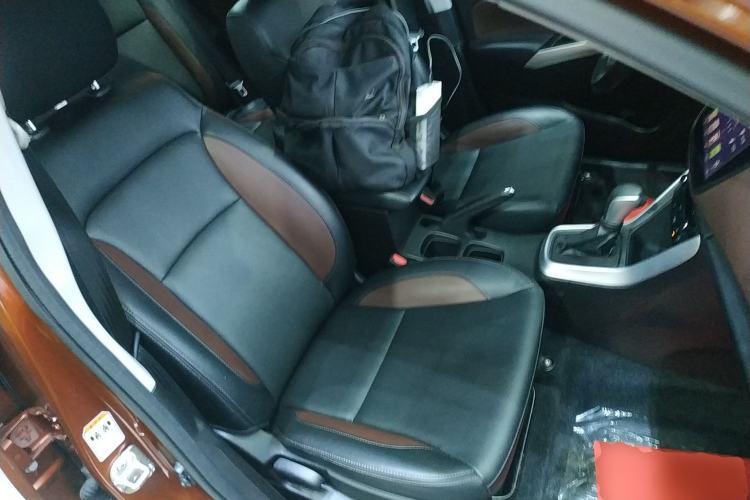Used Suzuki Vitara S-Cross 2017 1.6L CVT Two-Wheel Drive Urban Advanced Model Right Front Seat