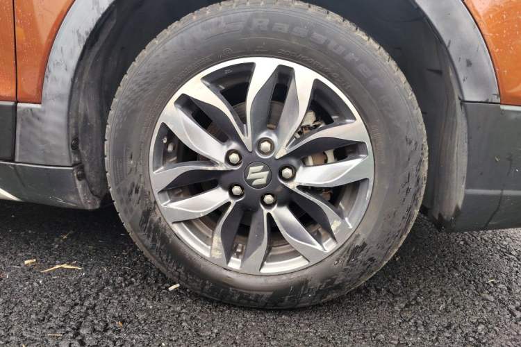 Used Suzuki Vitara S-Cross 2017 1.6L CVT Two-Wheel Drive Urban Advanced Model Right Front Wheel Hub