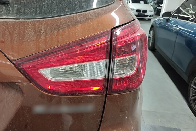 Used Suzuki Vitara S-Cross 2017 1.6L CVT Two-Wheel Drive Urban Advanced Model Right Rear Taillight