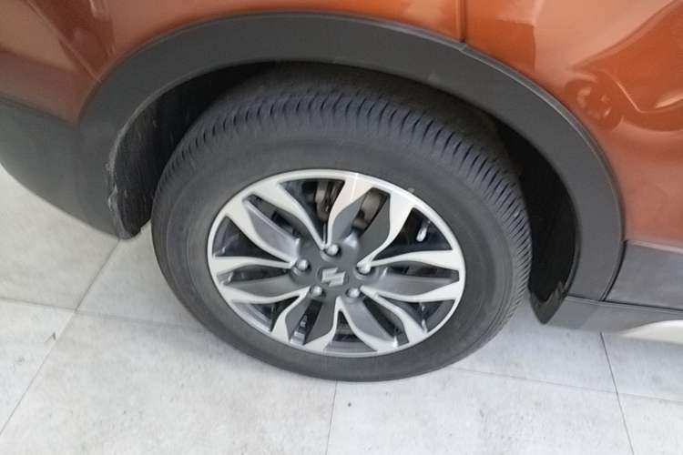 Used Suzuki Vitara S-Cross 2017 1.6L Manual Two-Wheel Drive Urban Ambition Model Right Rear Wheel Hub