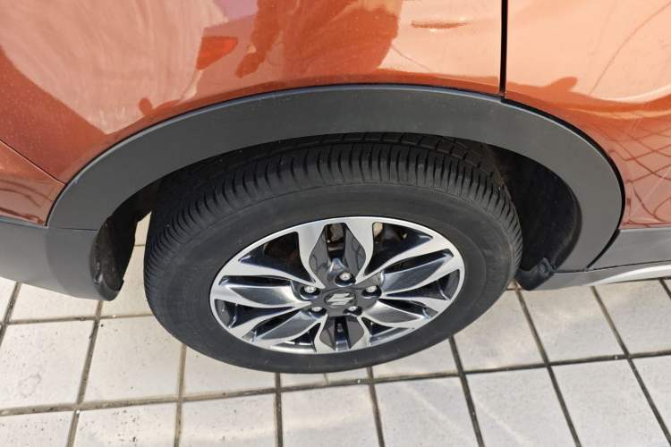 Used Suzuki Vitara S-Cross 2017 1.6L CVT Two-Wheel Drive Urban Advanced Model Right Rear Wheel Hub
