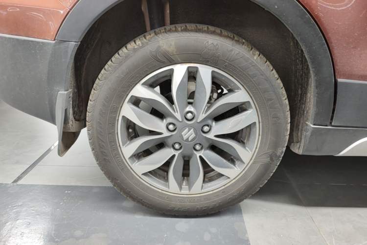 Used Suzuki Vitara S-Cross 2017 1.6L CVT Two-Wheel Drive Urban Advanced Model Right Rear Wheel Hub