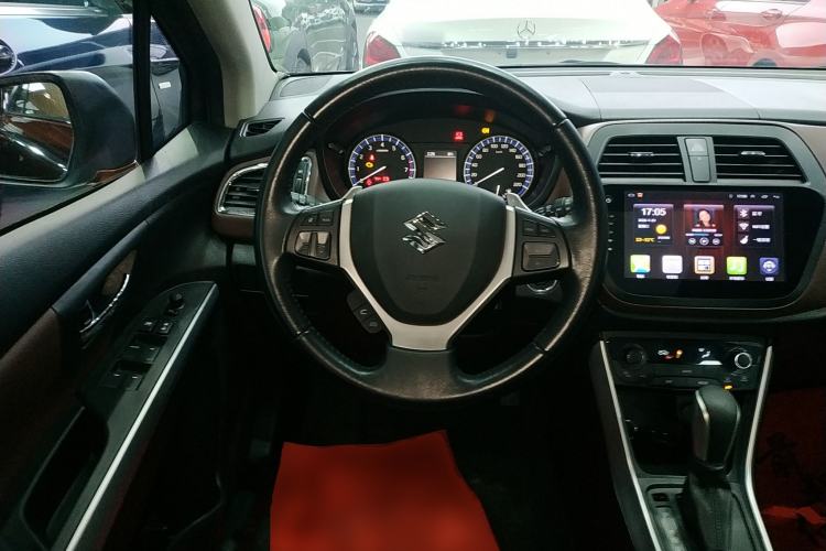 Used Suzuki Vitara S-Cross 2017 1.6L CVT Two-Wheel Drive Urban Advanced Model Steering Wheel