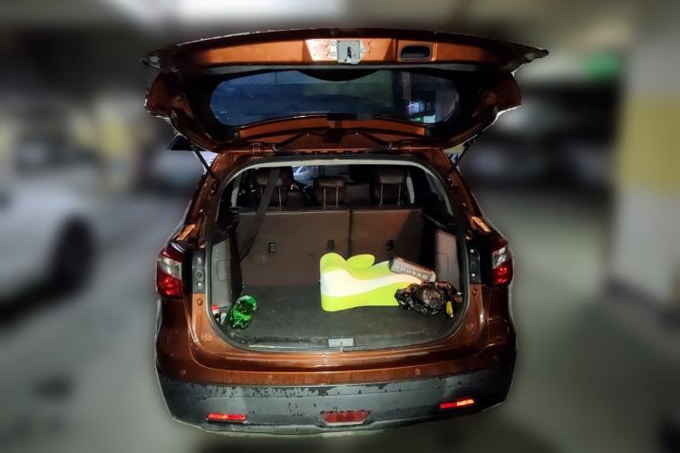 Used Suzuki Vitara S-Cross 2017 1.6L Manual Two-Wheel Drive Urban Fashion Model Trunk
