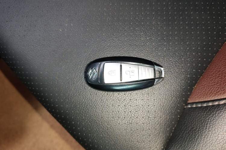 Used Suzuki Vitara S-Cross 2017 1.6L CVT Two-Wheel Drive Urban Advanced Model Vehicle Key