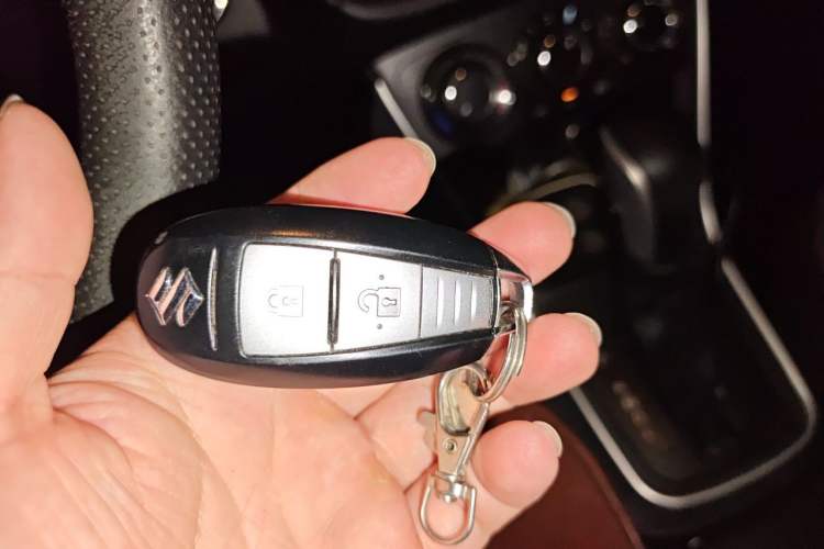 Used Suzuki Vitara S-Cross 2017 1.6L CVT Two-Wheel Drive Urban Fashion Model Vehicle Key