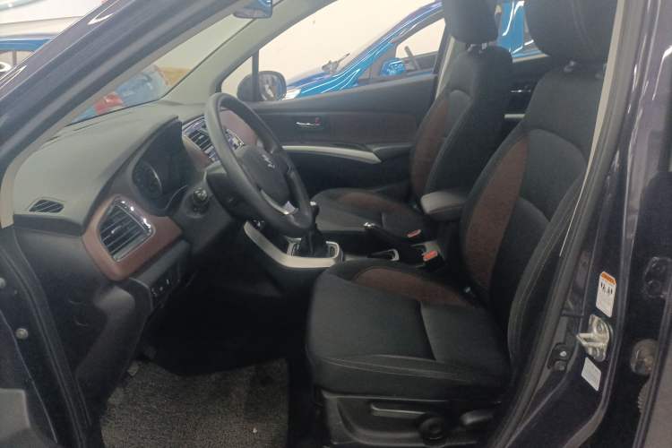 Used Suzuki Vitara S-Cross 2017 1.6L Manual Two-Wheel Drive Urban Fashion Model Left Front Seat