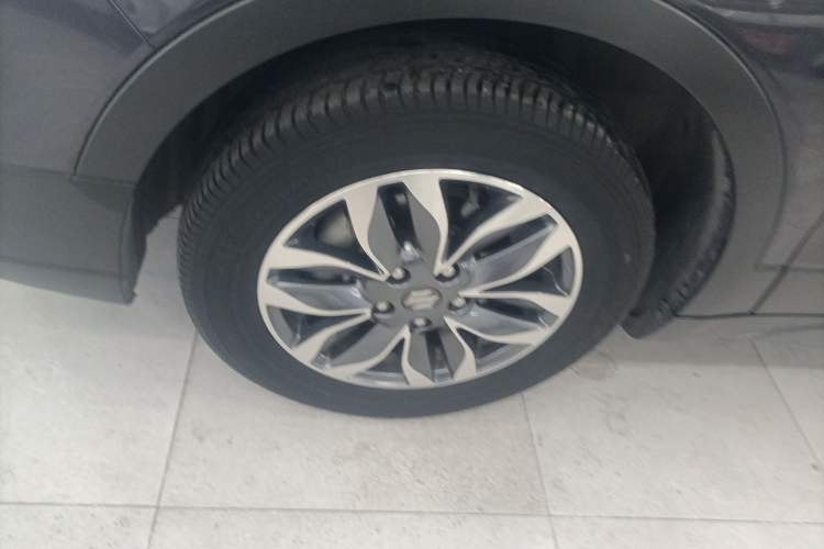 Used Suzuki Vitara S-Cross 2017 1.6L Manual Two-Wheel Drive Urban Fashion Model Left Front Wheel Hub